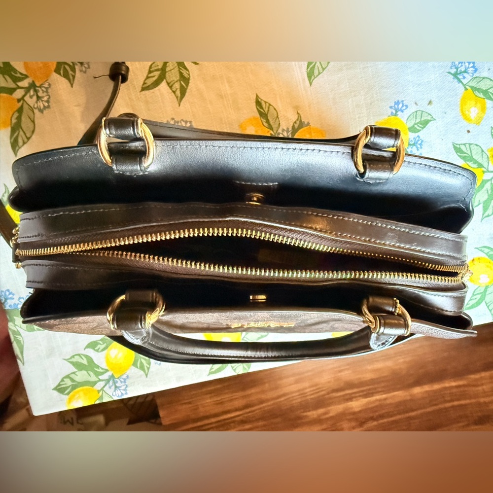Coach Lillie Carryall - Picture 5 of 7